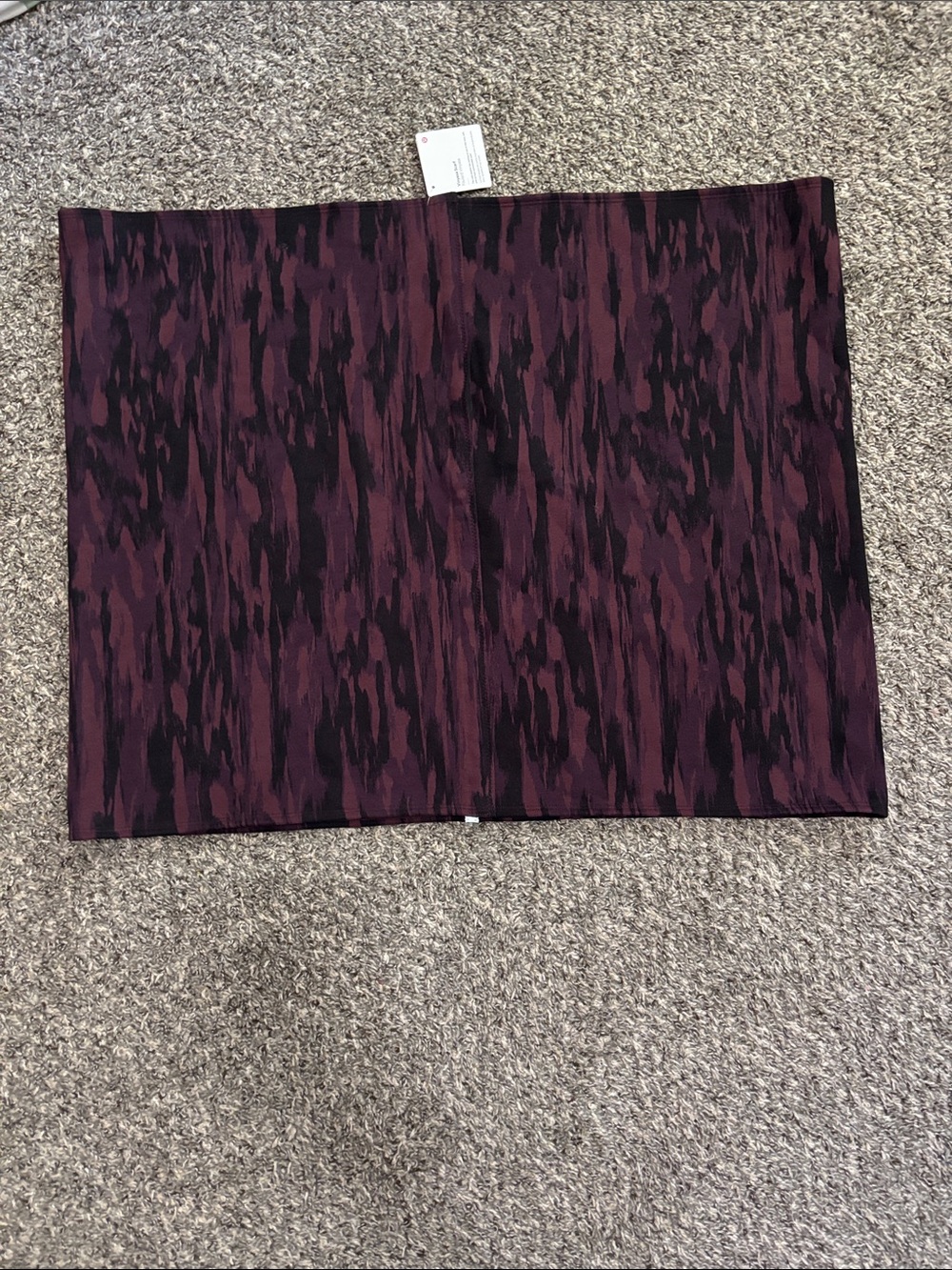 Lululemon Vinyasa Scarf in a burgundy and black camo pattern (Bordeaux Drama /